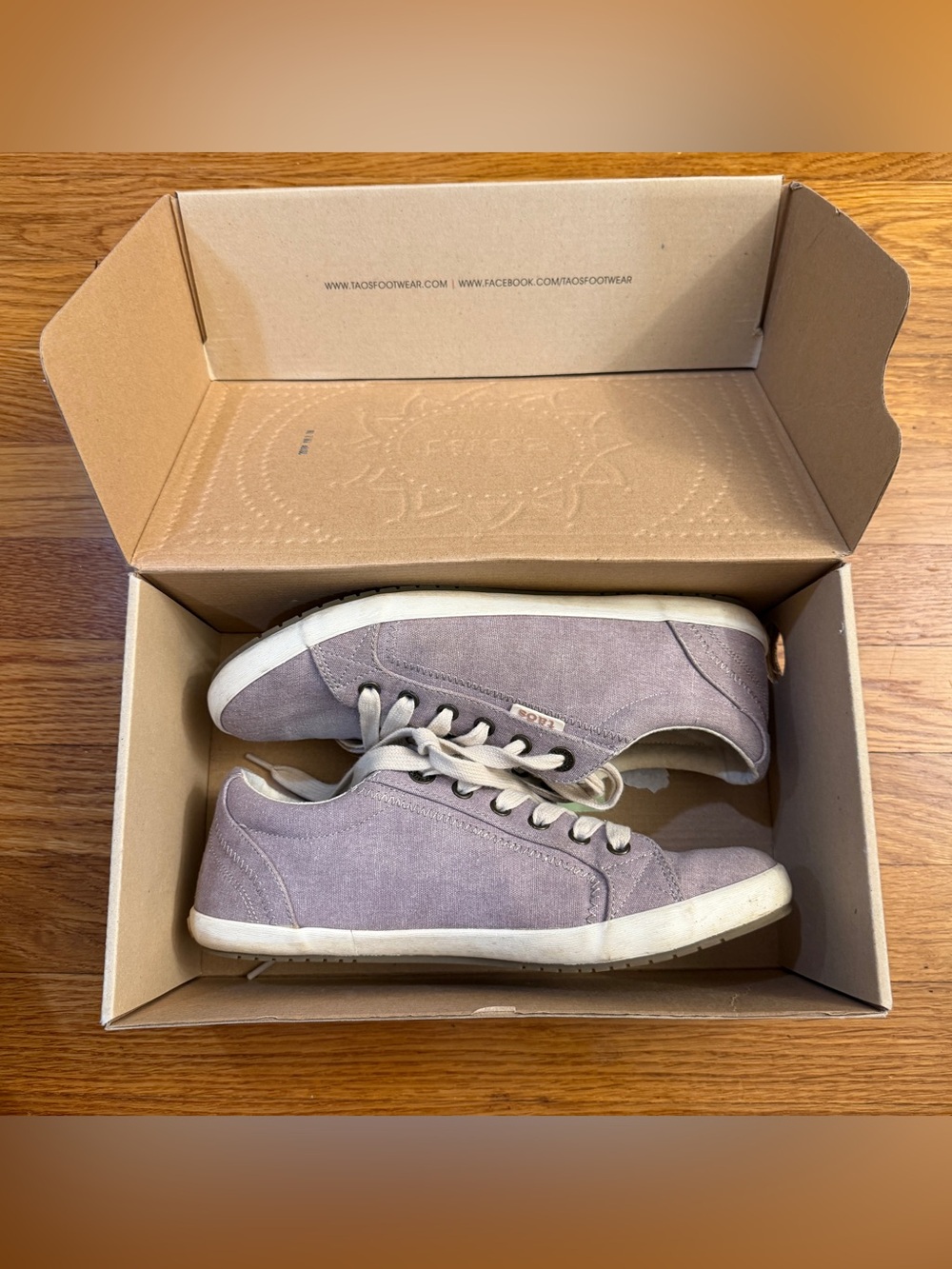 Taos Star Sneakers in Star Mauve/Lilac Canvas Shoes - US Womens Size 9.5 - Picture 8 of 9